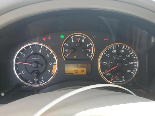 2010 NISSAN ARMADA SE  