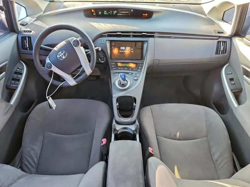 2010 TOYOTA PRIUS   