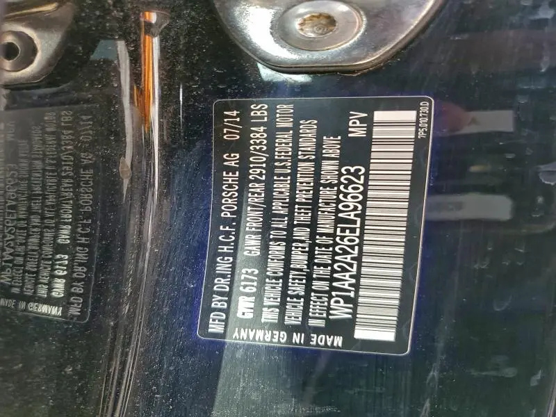 2014 PORSCHE CAYENNE   