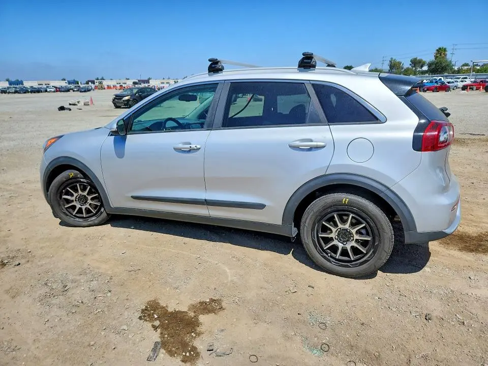 2018 KIA NIRO EX  