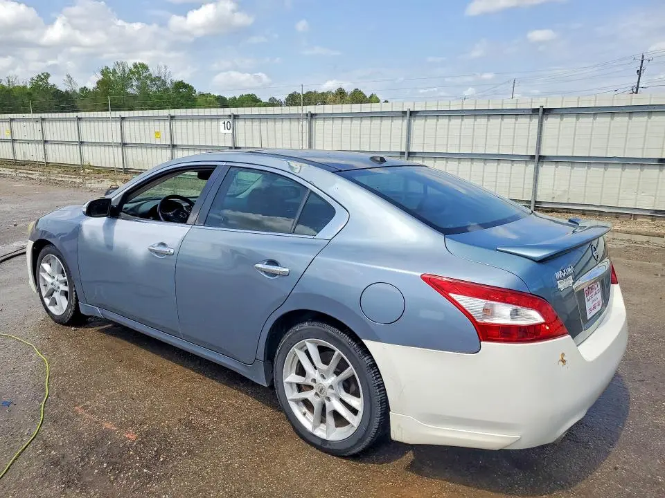 2010 NISSAN MAXIMA 3.5 S  