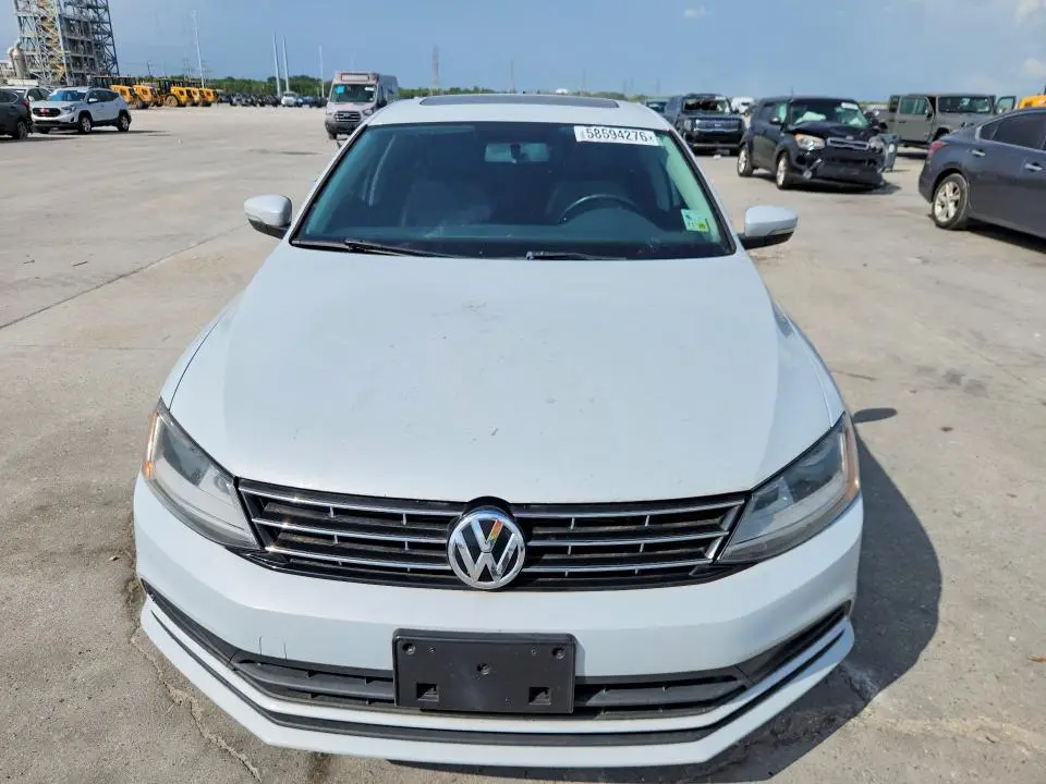 2018 VOLKSWAGEN JETTA SE  