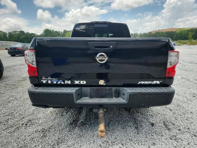 2018 NISSAN TITAN XD SL  