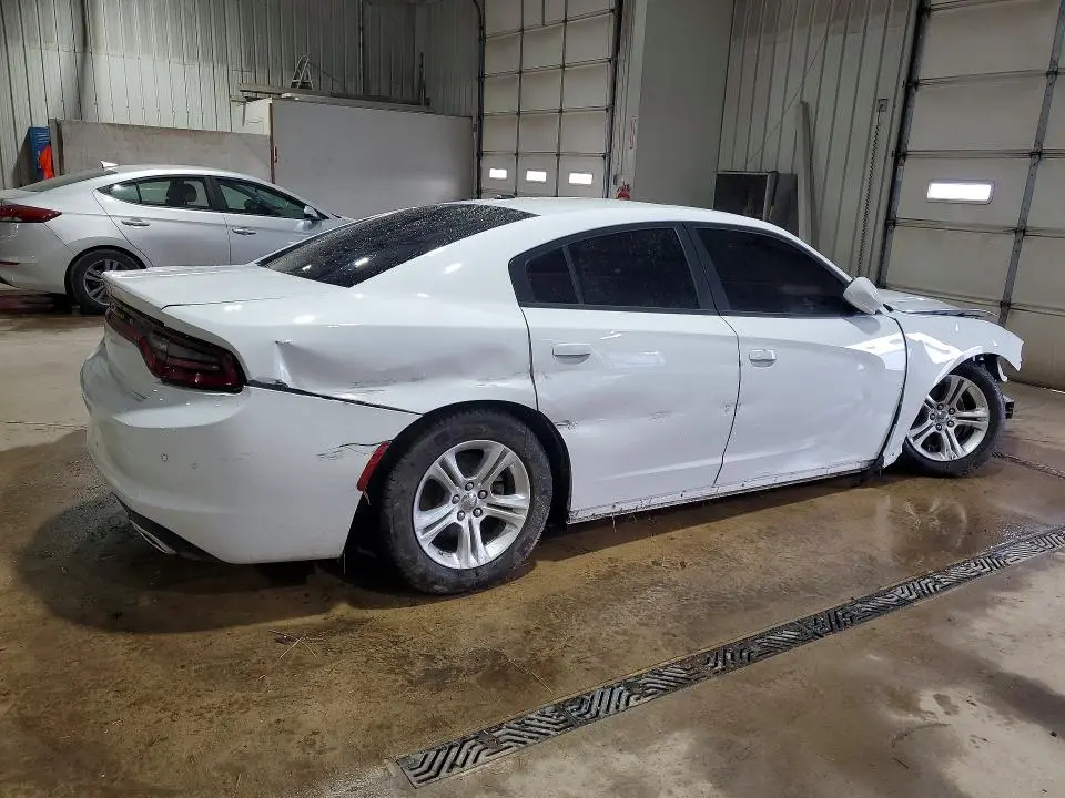 2022 DODGE CHARGER SXT  