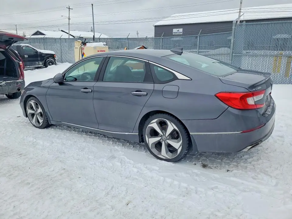 2019 HONDA ACCORD TOURING  