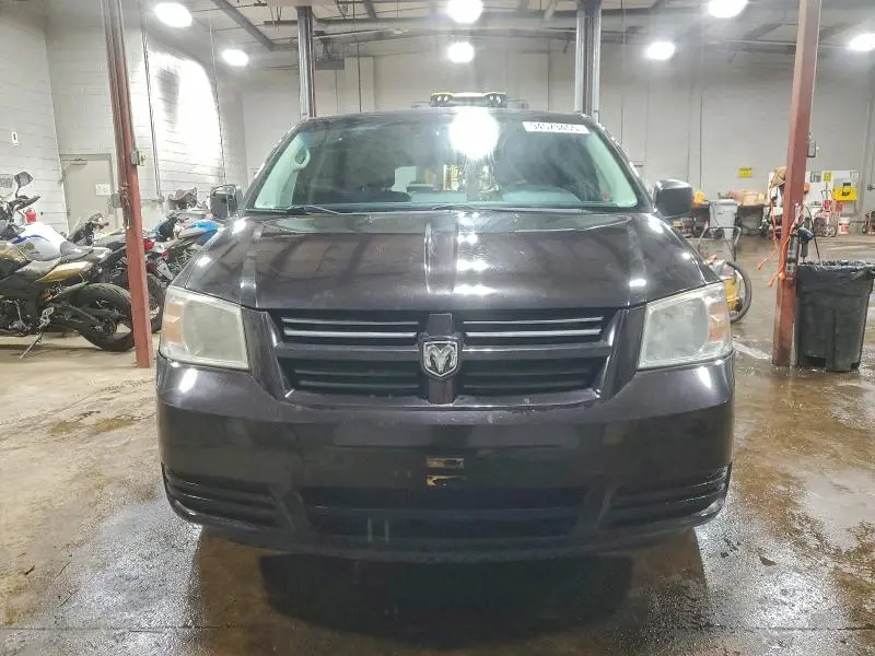 2010 DODGE GRAND CARAVAN SE  