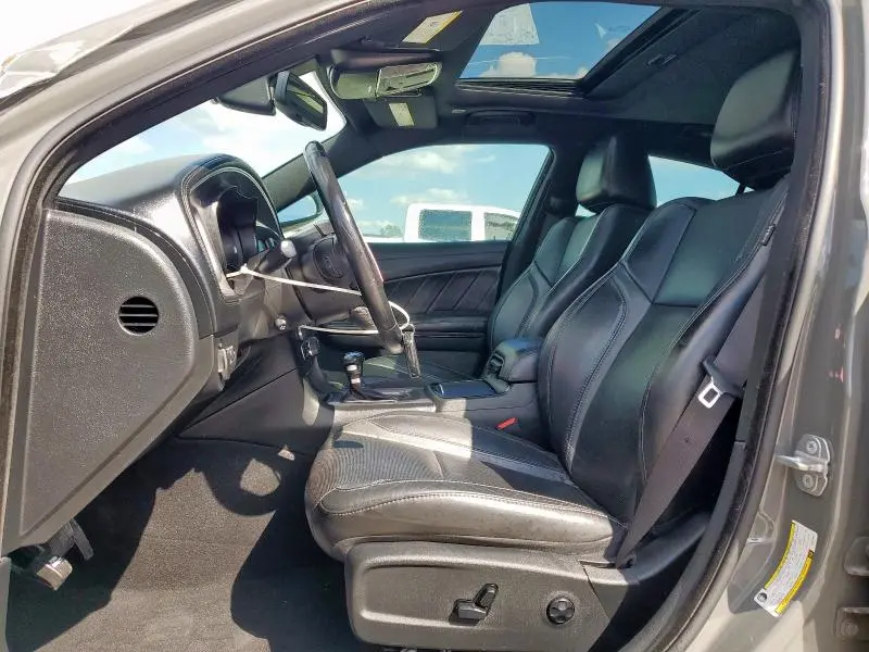 2019 DODGE CHARGER SXT  