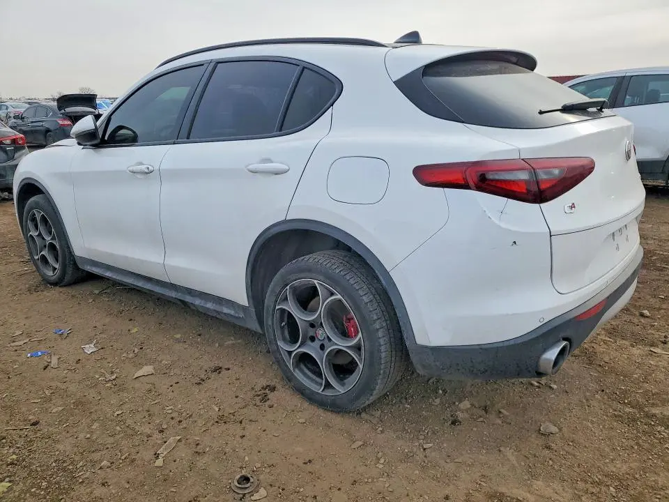 2018 ALFA ROMEO STELVIO SPORT  
