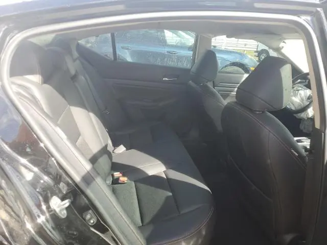 2021 NISSAN ALTIMA SR  