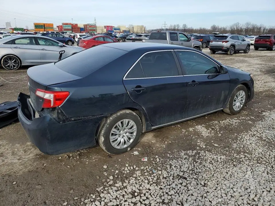 2014 TOYOTA CAMRY L  