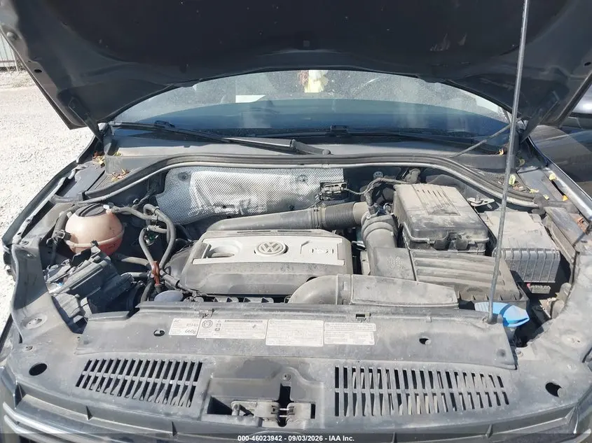 2013 VOLKSWAGEN TIGUAN S