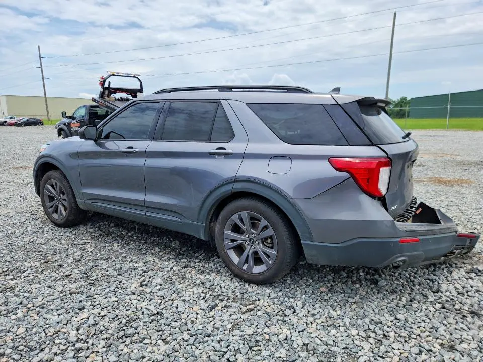 2021 FORD EXPLORER XLT  