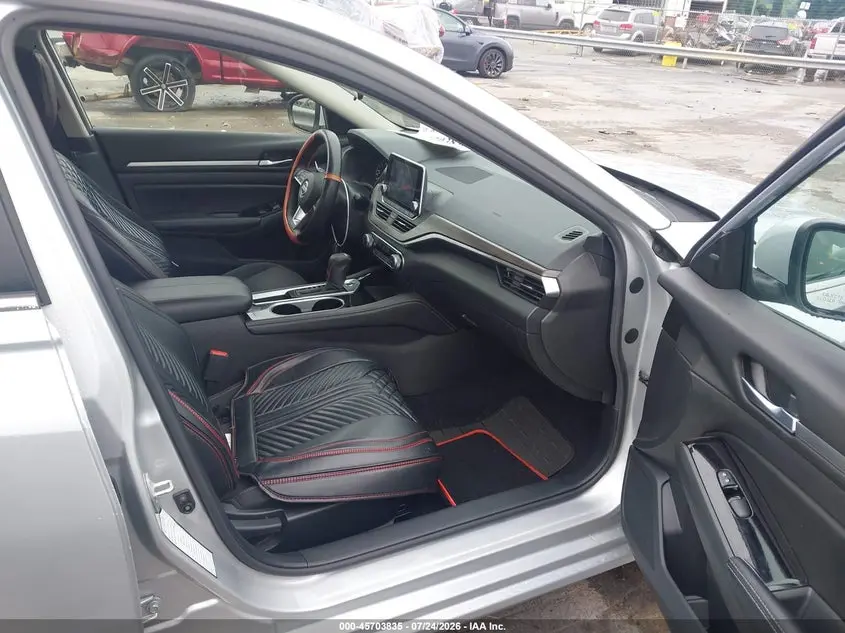 2023 NISSAN ALTIMA SV FWD