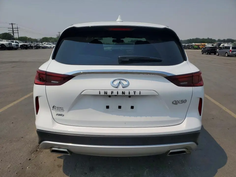 2022 INFINITI QX50 PURE  