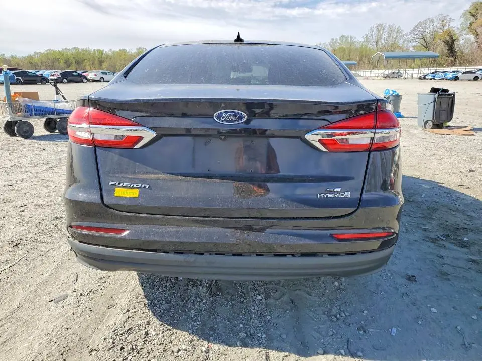 2019 FORD FUSION SE  