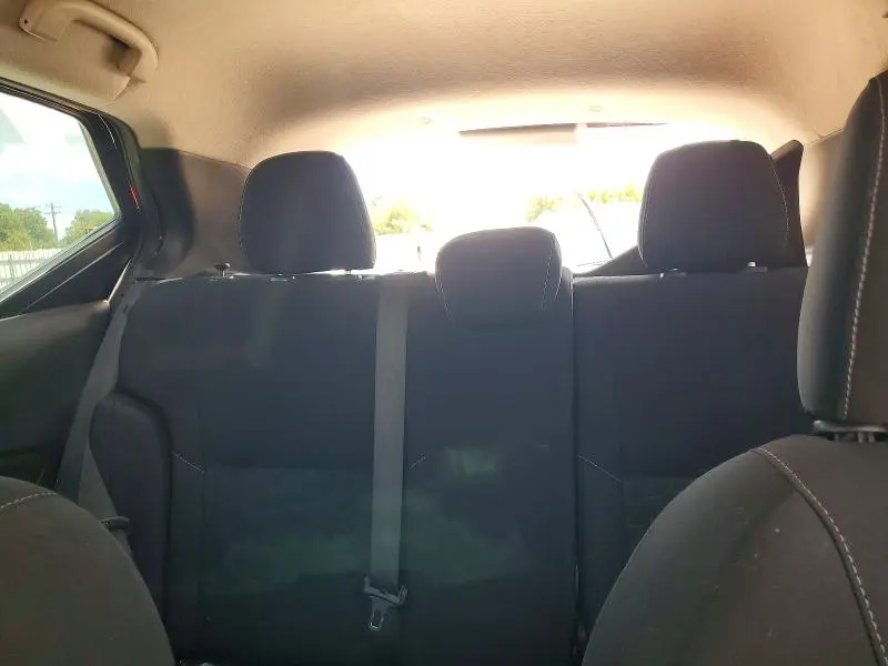 2021 NISSAN KICKS   