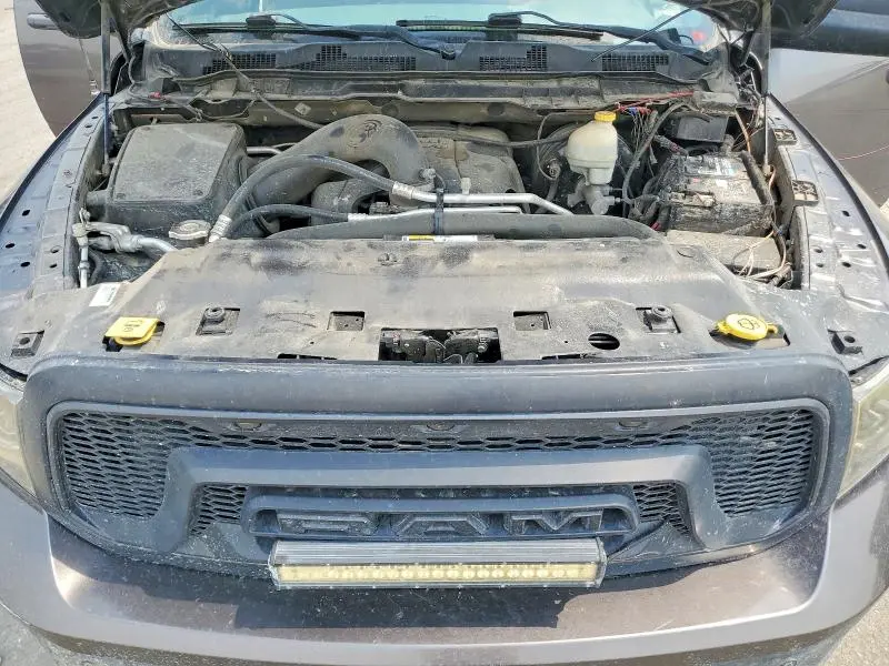 2014 RAM 1500 SLT  