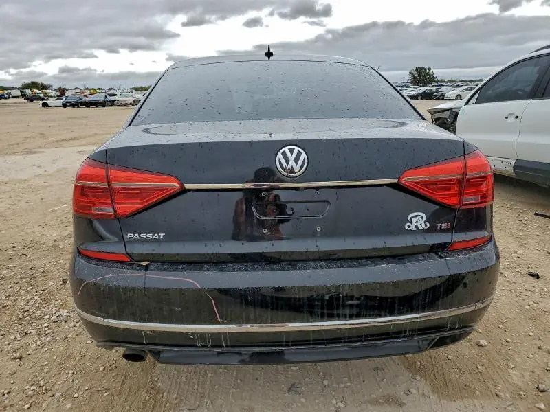 2016 VOLKSWAGEN PASSAT S  