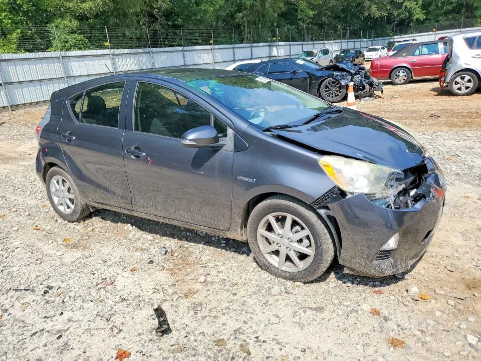 2012 TOYOTA PRIUS C THREE  
