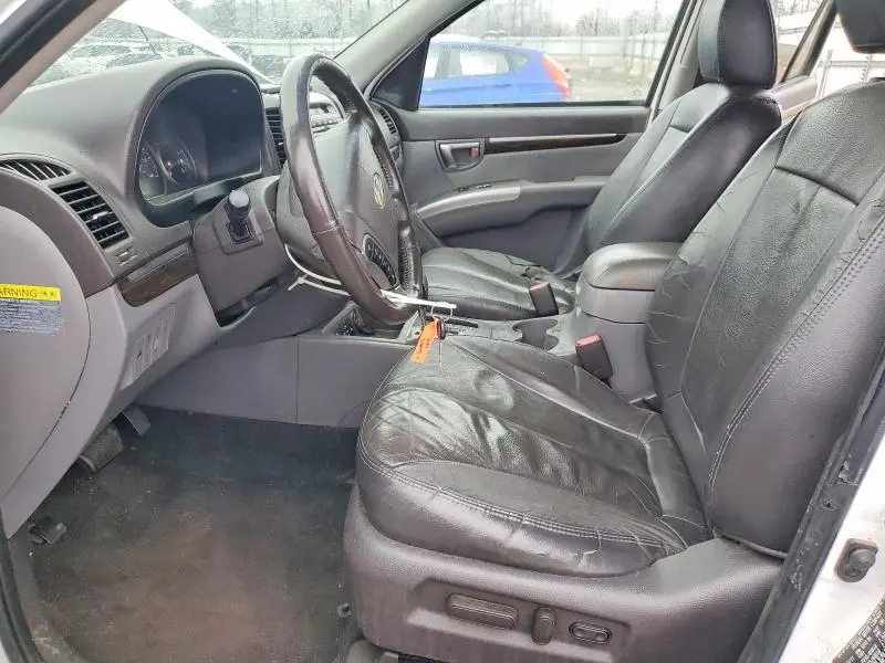 2012 HYUNDAI SANTA FE SE  