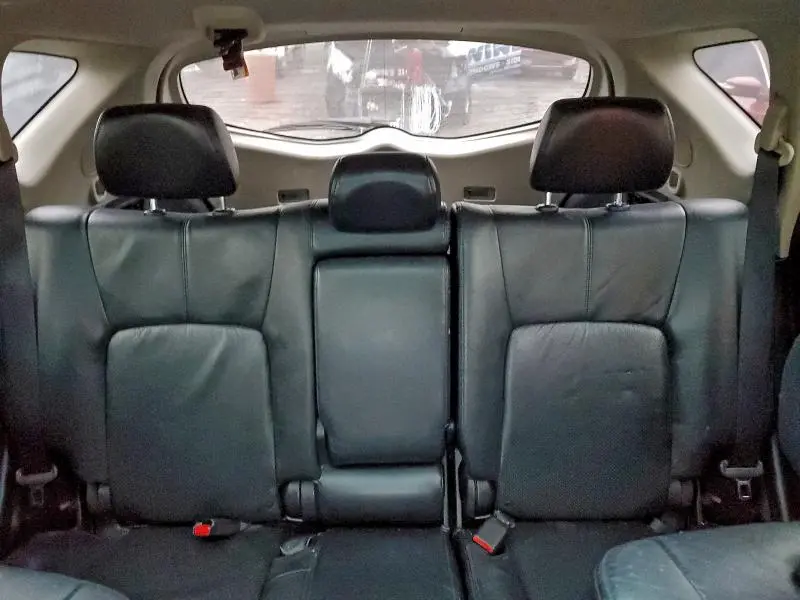 2010 NISSAN MURANO S  