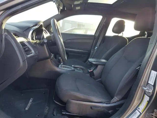 2013 DODGE AVENGER SE  