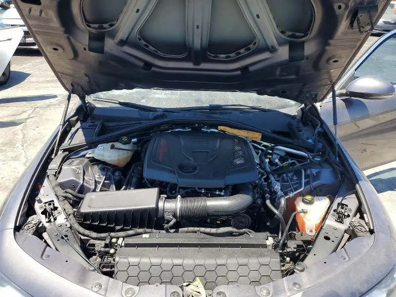 2017 ALFA ROMEO GIULIA TI Q4  