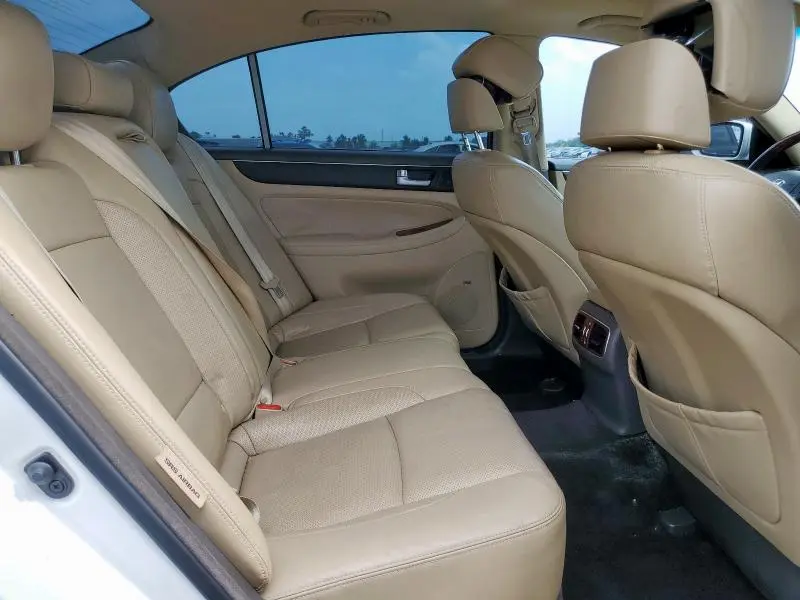 2012 HYUNDAI GENESIS 5.0L  