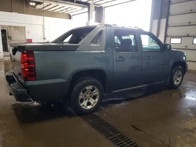 2011 CHEVROLET AVALANCHE LT  
