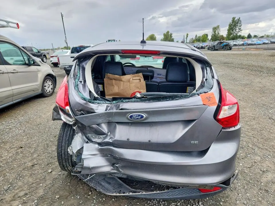 2014 FORD FOCUS SE  
