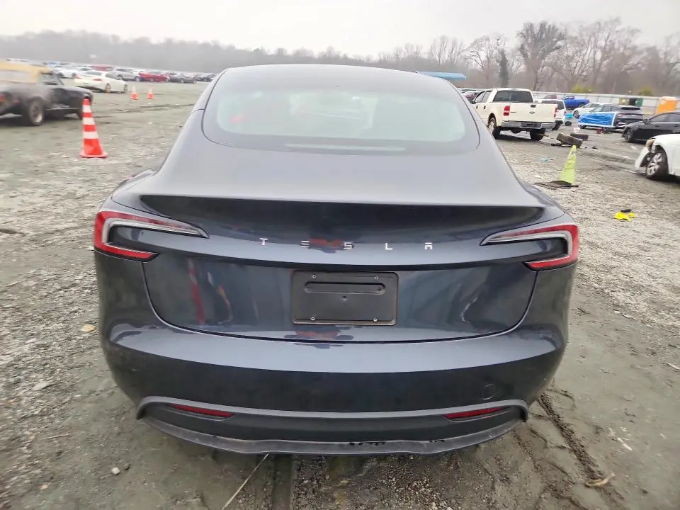 2024 TESLA MODEL 3   