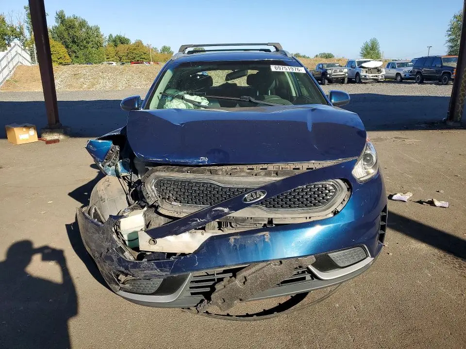 2019 KIA NIRO LX  
