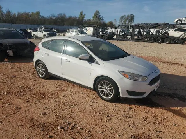 2017 FORD FOCUS SE  