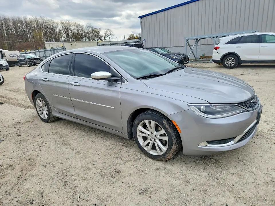 2015 CHRYSLER 200 LIMITED  