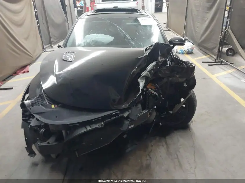 2018 KIA STINGER PREMIUM