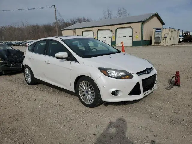 2014 FORD FOCUS TITANIUM  