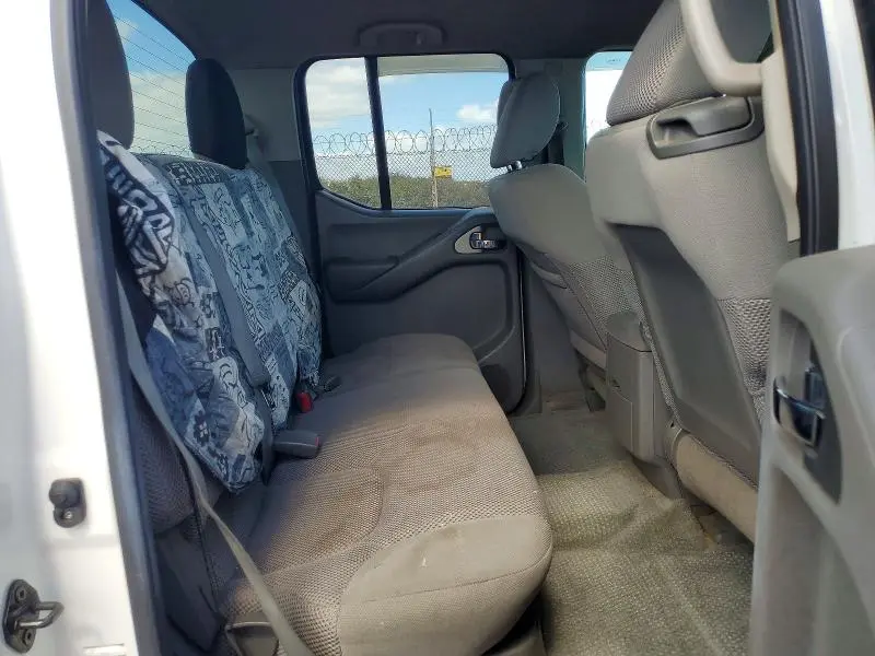 2012 NISSAN FRONTIER   