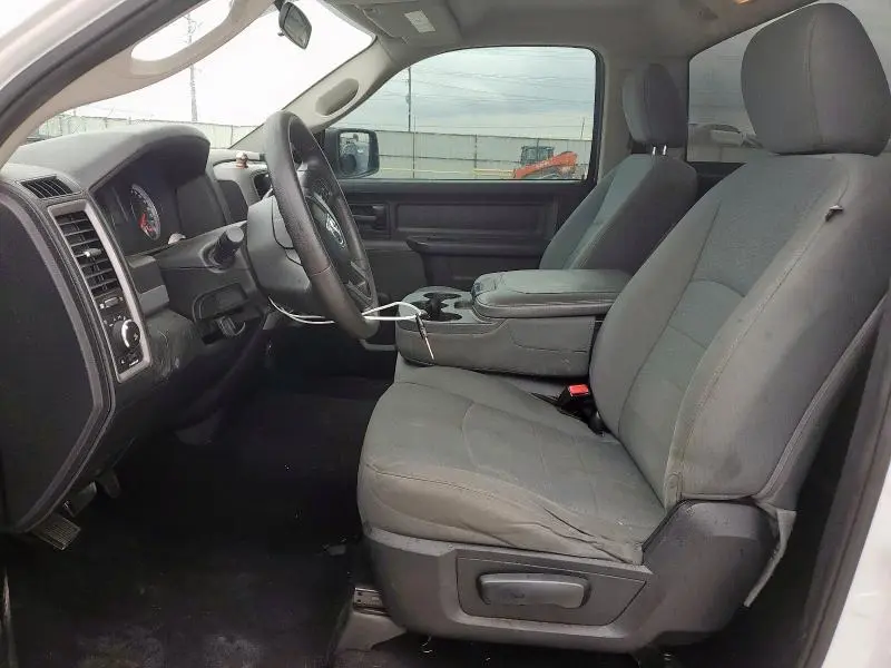 2014 RAM 1500 ST  