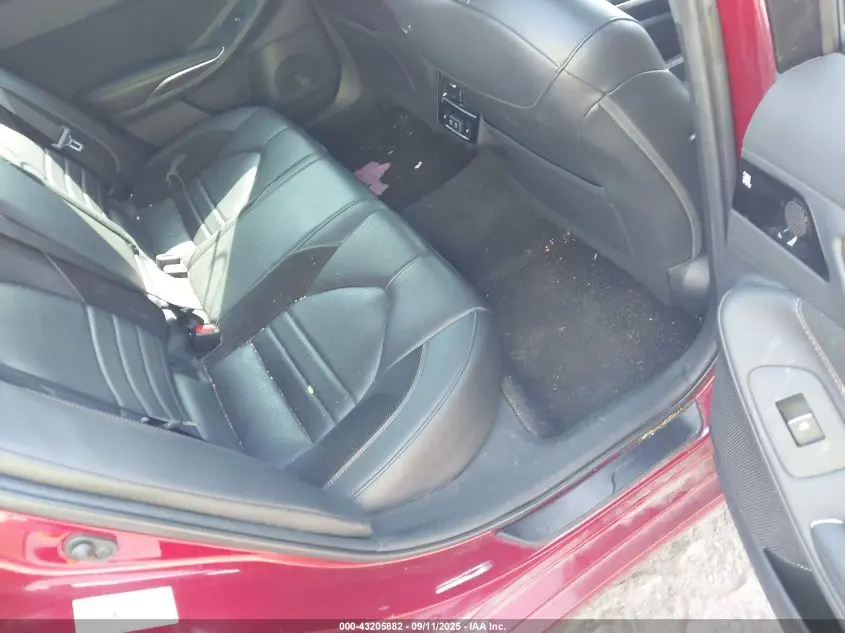 2019 TOYOTA AVALON TOURING