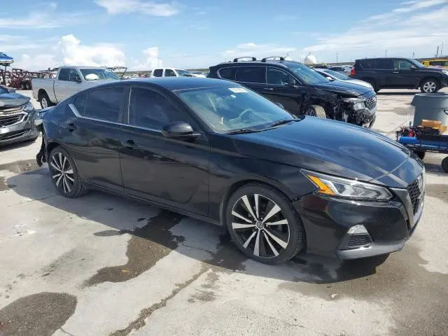 2019 NISSAN ALTIMA SR  