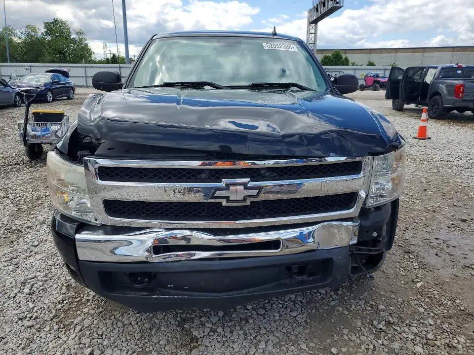 2011 CHEVROLET SILVERADO K1500 LT  