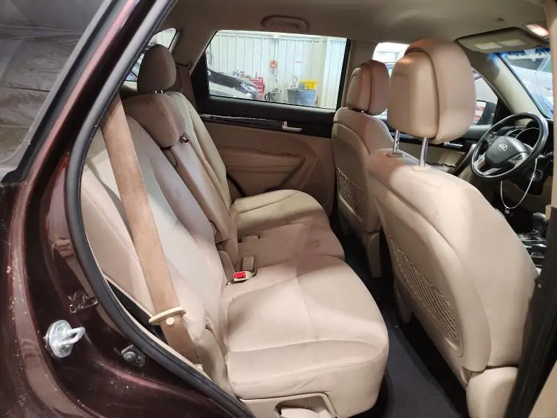 2015 KIA SORENTO LX  