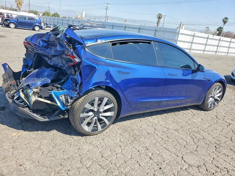 2024 TESLA MODEL 3   