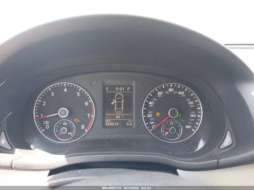 2012 VOLKSWAGEN PASSAT 2.5L SE