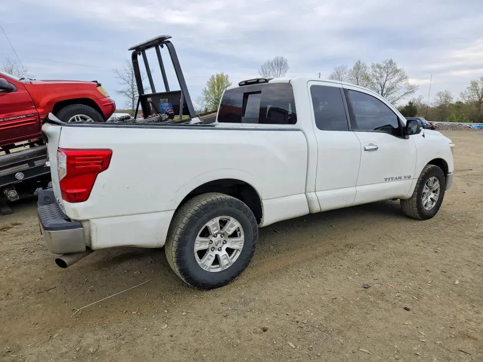 2018 NISSAN TITAN S  