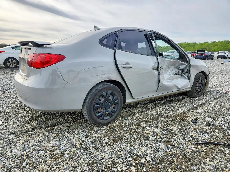 2010 HYUNDAI ELANTRA GLS  