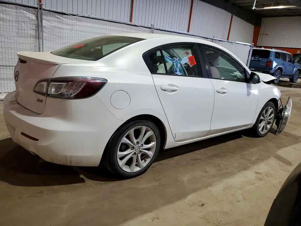2011 MAZDA 3 S  