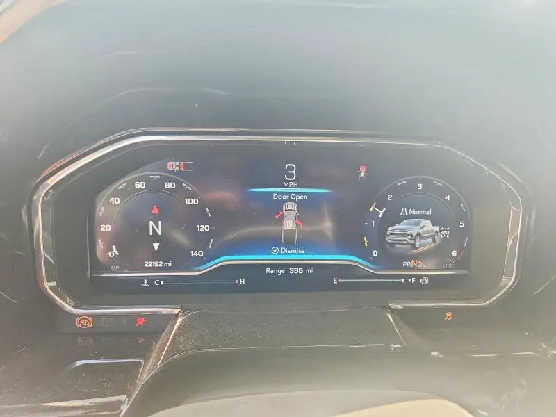 2024 CHEVROLET SILVERADO K1500 LT  