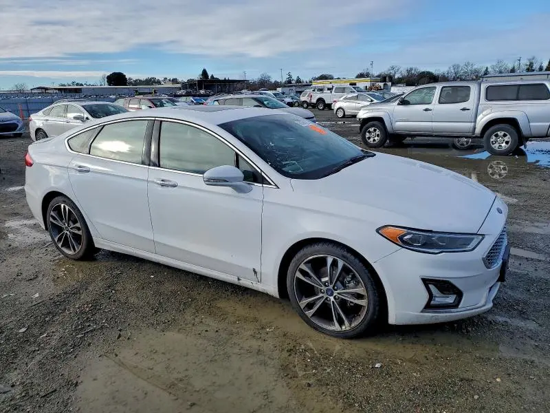 2019 FORD FUSION TITANIUM  