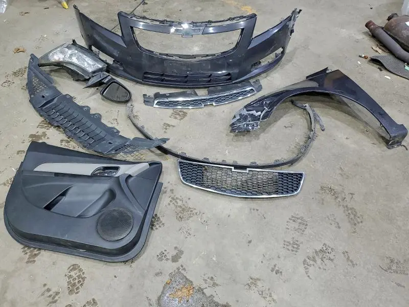 2014 CHEVROLET CRUZE LS  